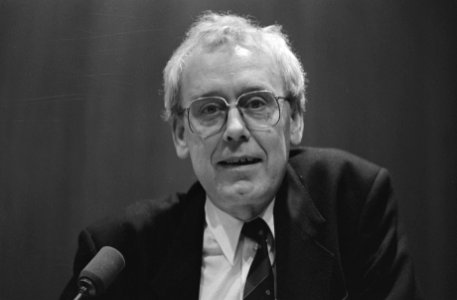 Dhr. Buur, directeur van het EIB, Bestanddeelnr 934-3842