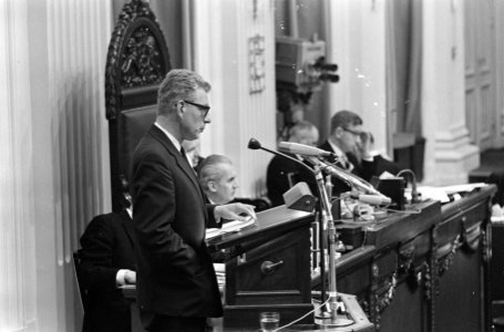 Dhr. Marcus Bakker (CPN) aan het woord, Bestanddeelnr 919-8395