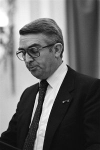Dhr. Jan Nico Scholten, Bestanddeelnr 932-8000