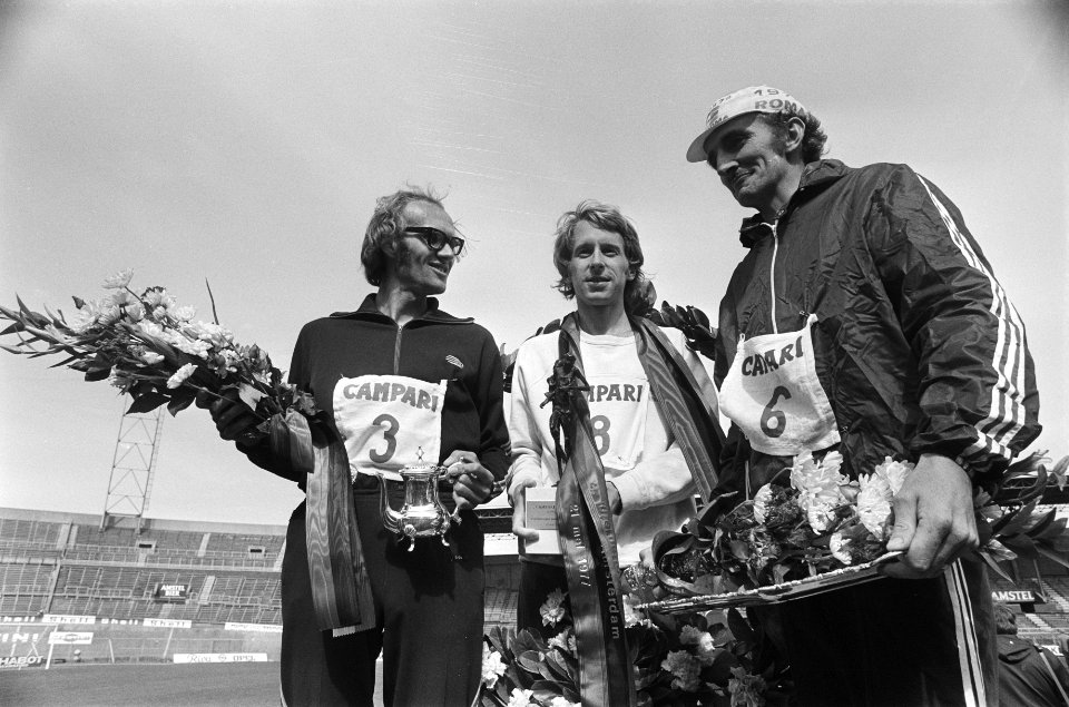 Derde internationale marathon van Amsterdam huldiging ea, Bestanddeelnr 929-1875