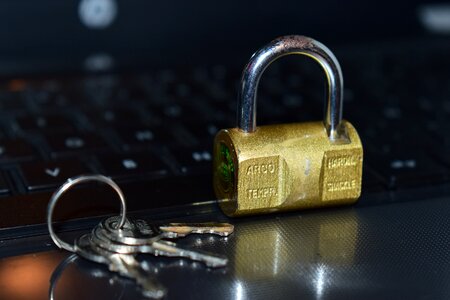 Padlock keyboard insurance