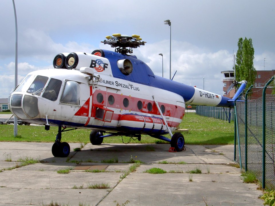 D-HOXP - Mil Mi-8T -cn 105102-