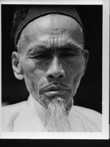 Desa Santihole. Javaanse mohammedaanse priester, Bestanddeelnr 935-1302
