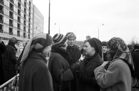 Dertiende lustrum van de VVSL in Leiden, Prinses Margriet met medestudenten, Bestanddeelnr 917-3760