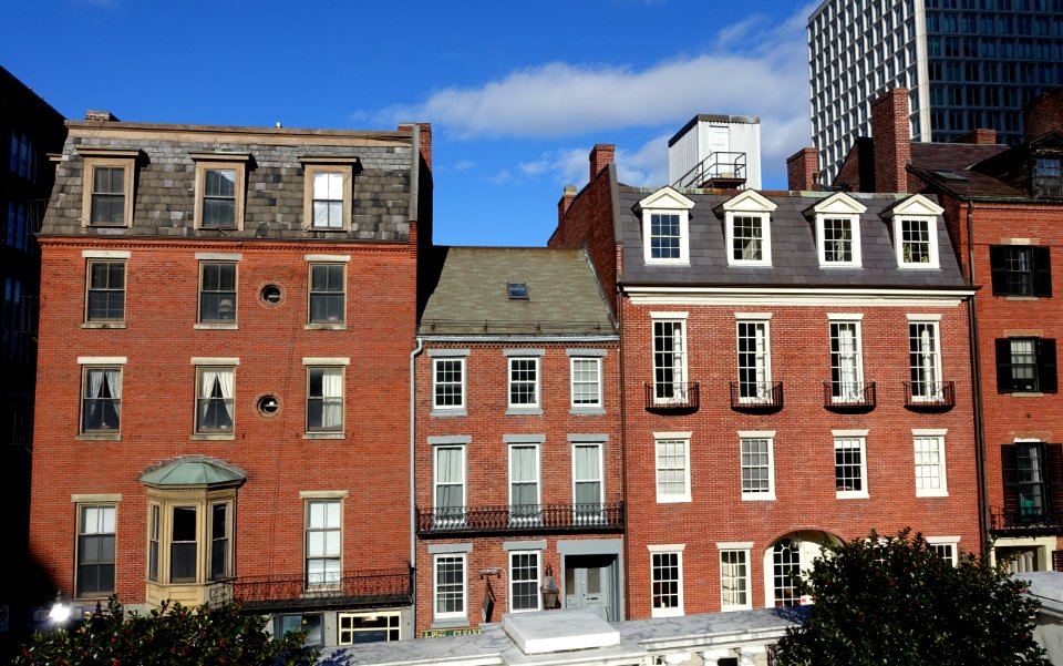 Derne Street facades - Boston, MA - DSC05509