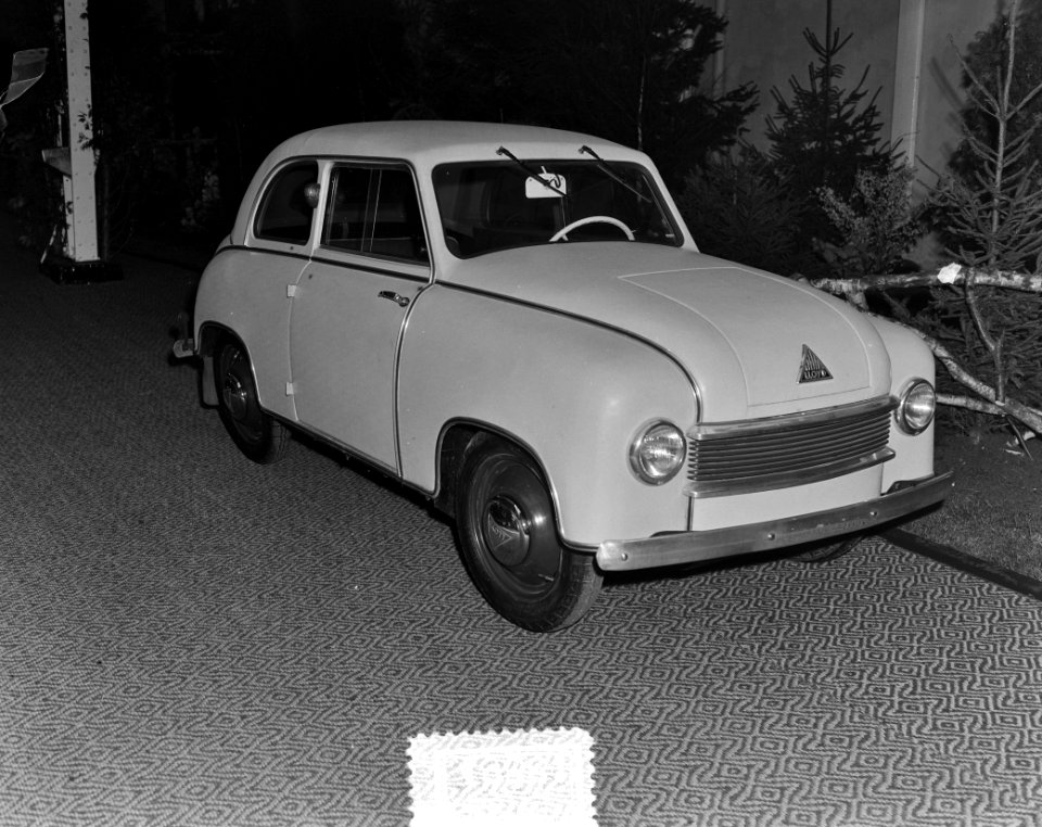 Dertigste autobeurs RAI (goedkoopste wagen Lloyd), Bestanddeelnr 904-9881