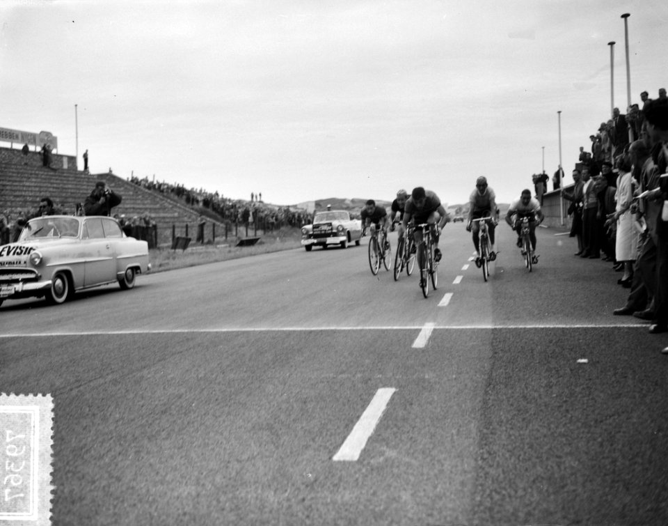 Derde etappe Ronde van Nederland . Finish, Bestanddeelnr 907-9367