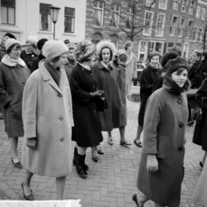Dertiende lustrum van de VVSL in Leiden, Prinses Beatrix tijdens intocht, Bestanddeelnr 917-3742
