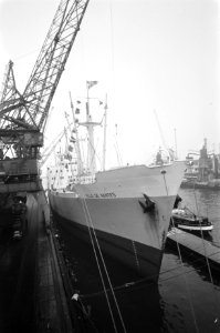 Dertigduizendste schip in Rotterdam. Ville de Nantes, Bestanddeelnr 920-9457