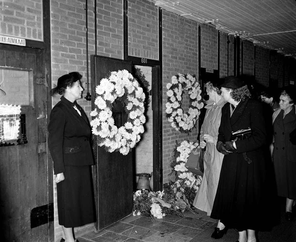 Den Haag dodencelherdenking, Scheveningen jaarlijkse herdenking, Bestanddeelnr 906-7439