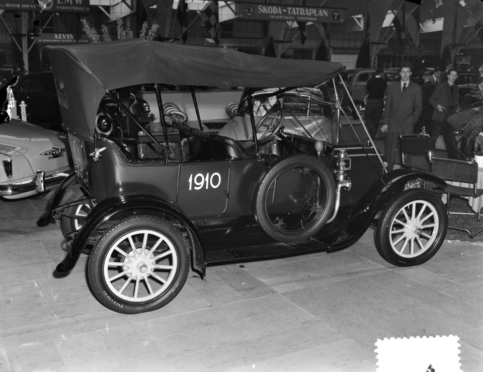 Dertigste autobeurs RAI (oudste wagen 1910), Bestanddeelnr 904-9879