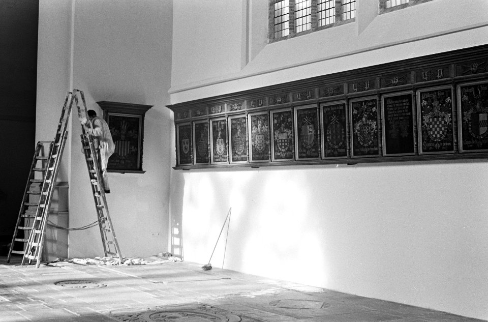 Den Haag. Interieur Grote of St. Jacobskerk. De wapenborden van de ridders van h, Bestanddeelnr 919-7206