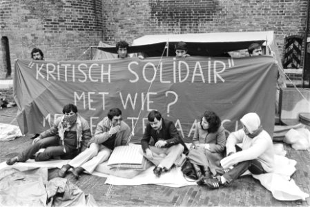 Den Haag , hongerstaking Turken op Binnenhof tegen bewind in Turkije, Bestanddeelnr 932-9240