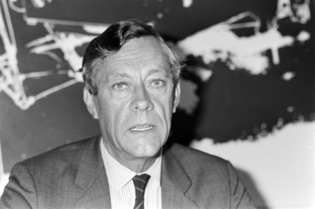 Den Haag , Persconferentie J. A. M. Reyner , nieuwe voorzitter Raad van Toezicht, Bestanddeelnr 933-6819