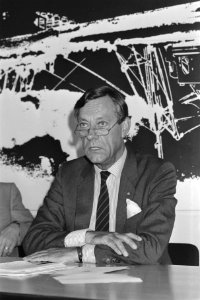 Den Haag , Persconferentie J. A. M. Reyner , nieuwe voorzitter Raad van Toezicht, Bestanddeelnr 933-6818