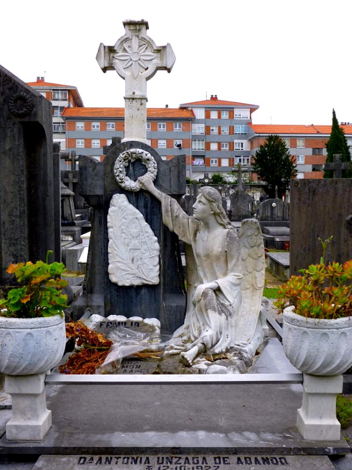 Derio - Cementerio de Bilbao 138
