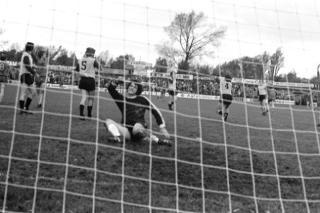 Den Haag tegen NAC 1-1, teleurgestelde NAC-keeper De Jong, Bestanddeelnr 925-9678