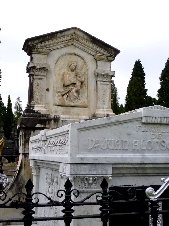 Derio - Cementerio de Bilbao 074