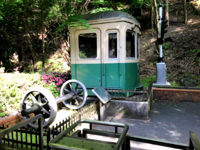 Dena 21 and drive axle in Kurama station 20200530