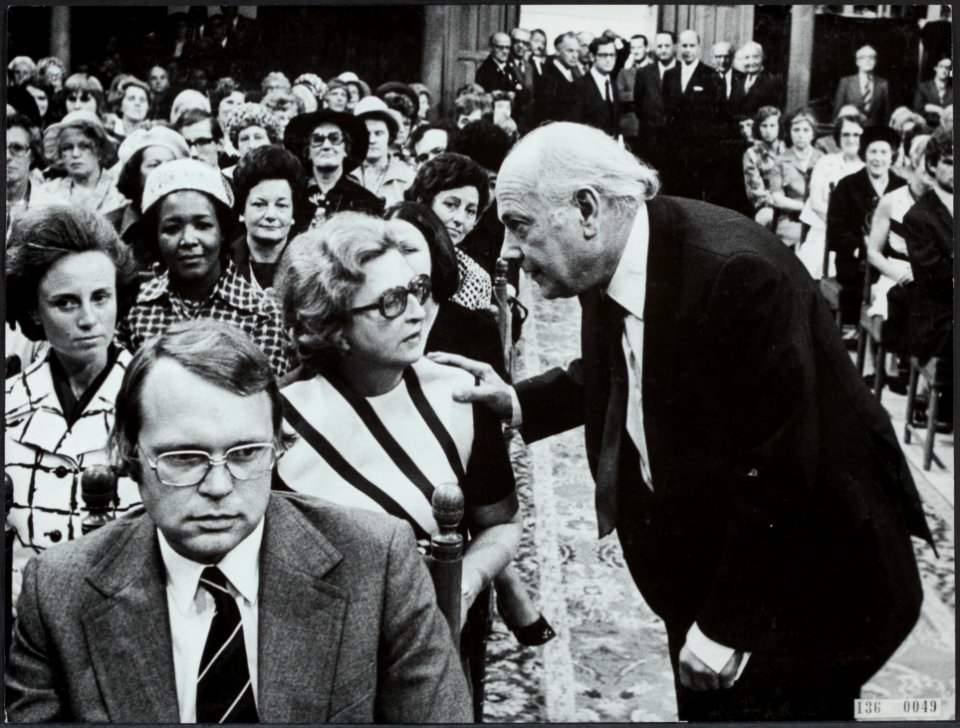 Den Haag. Kabinetsformatie 1977. Opening van de Staten-Generaal minister-presid, Bestanddeelnr 136-0049