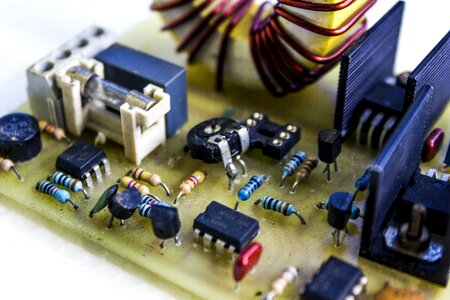 Electromechanical differential electronics