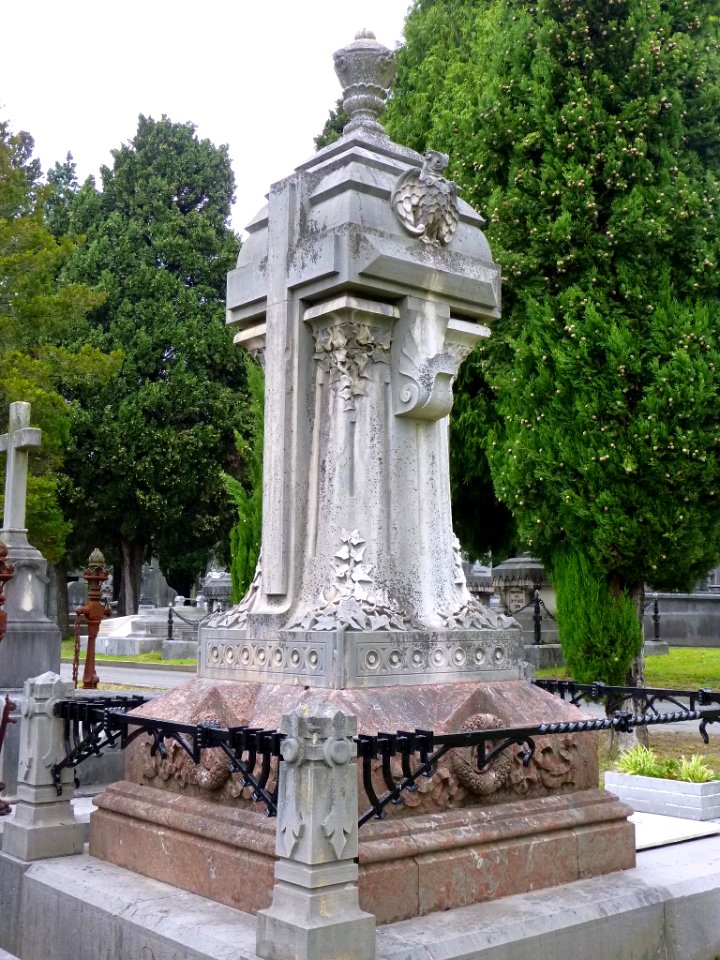 Derio - Cementerio de Bilbao 067