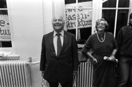 Den Uyl met zijn vrouw, Bestanddeelnr 931-7821