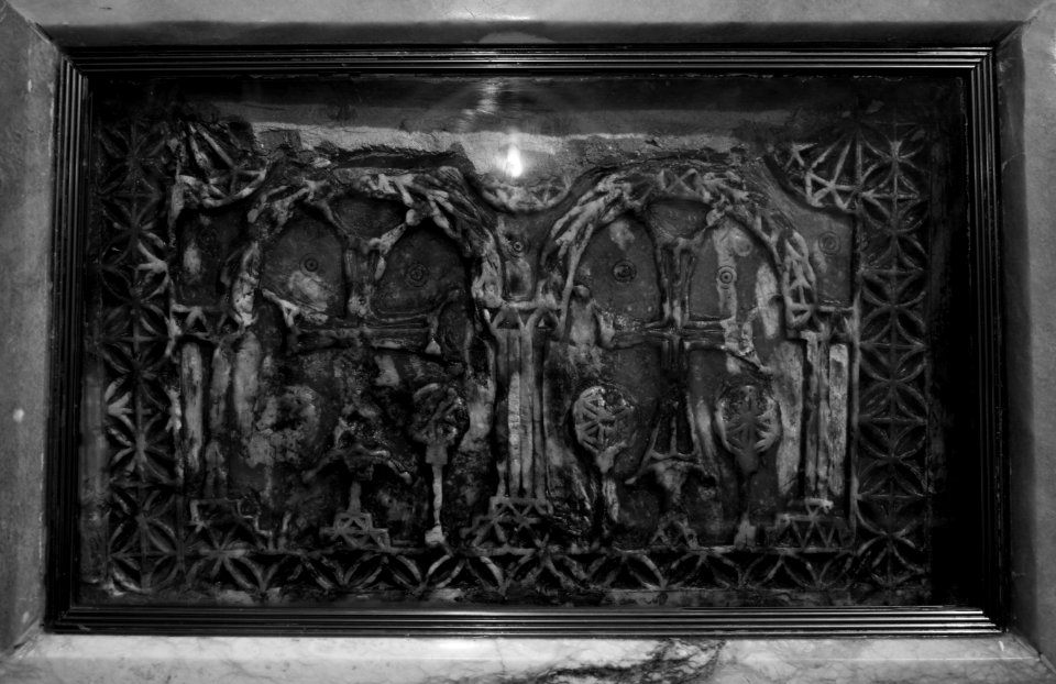 Details of inscription and plaques in the main crypt at the Monastery of Saint Matthew 01