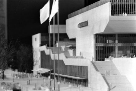 Detail van het ontwerp van de Weense architect Wilhelm Holzbauer, tentoongestel…, Bestanddeelnr 925-5962
