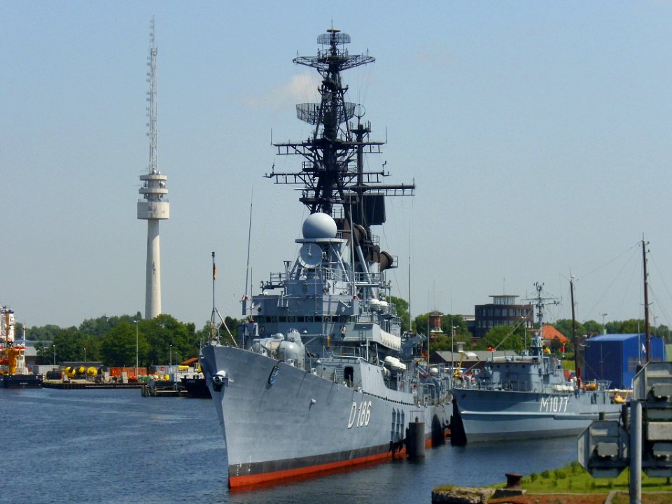 Destroyer Mölders(D186) (2)