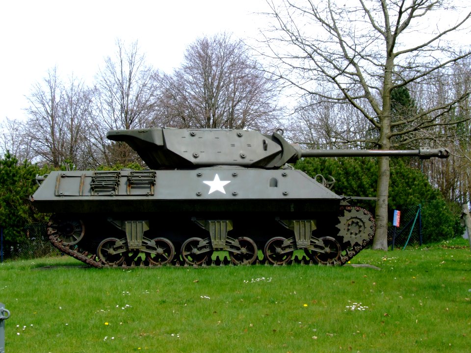 Destroyer M10 at Bastogne Historical Centre pic-001