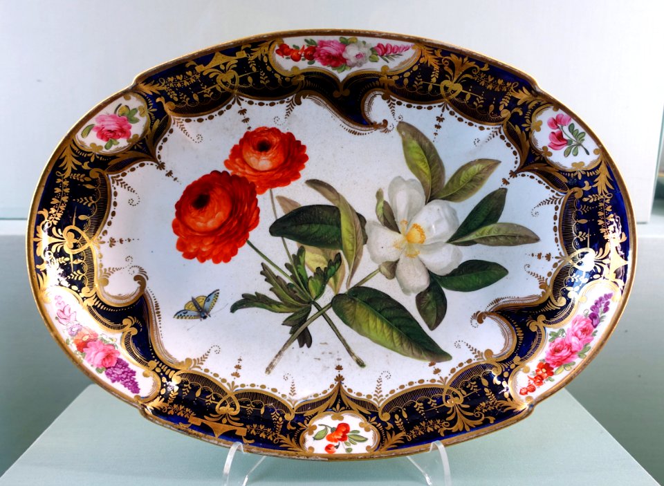 Dessert service, Coalport Porcelain Manufactory, probably 1830s-1840s - Harewood House - West Yorkshire, England - DSC01627