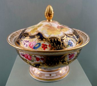 Dessert service, Coalport Porcelain Manufactory, probably 1830s-1840s - Harewood House - West Yorkshire, England - DSC01660