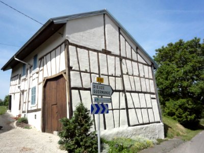 Desseling (Moselle) maison aux pans de bois