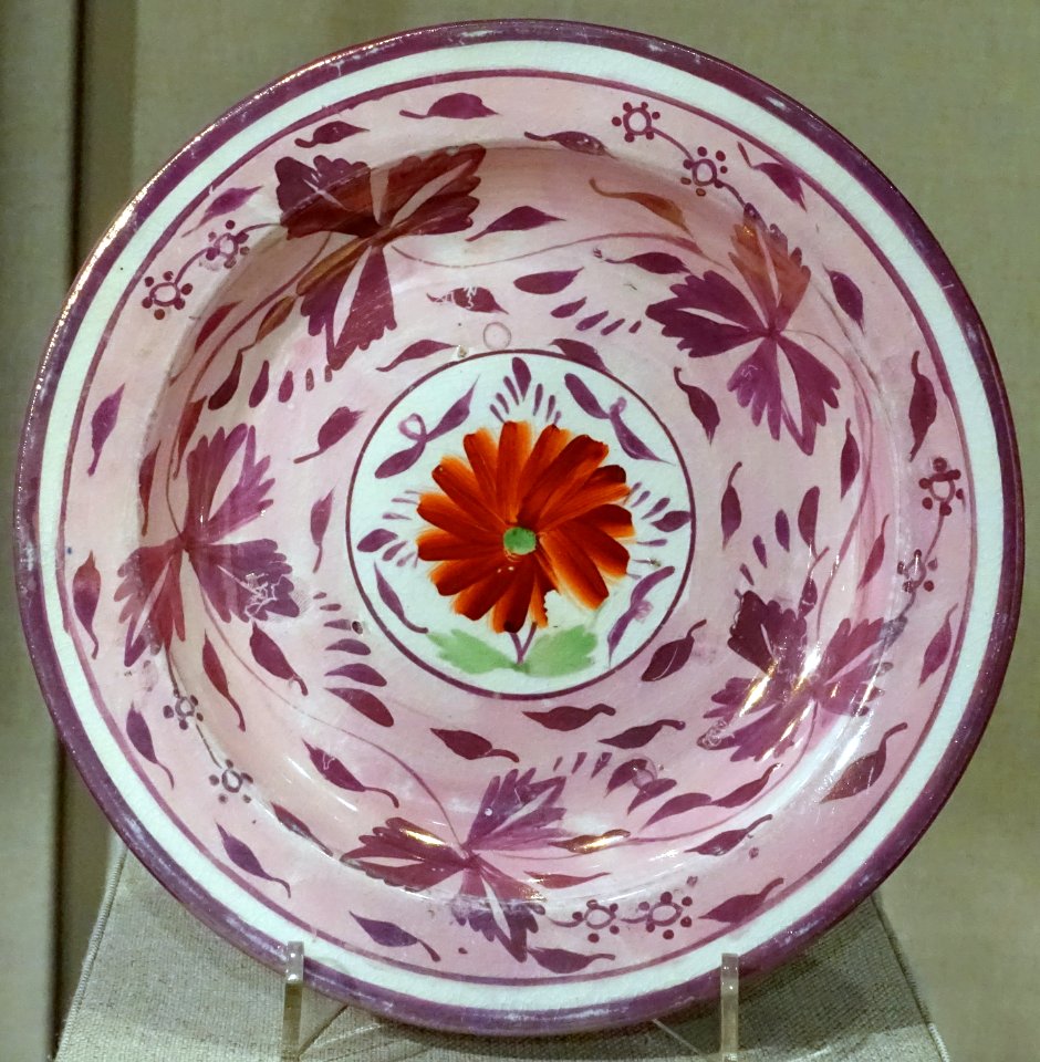 Dessert plate, England, c. 1805-1850, lustreware, earthenware, pigment - Spurlock Museum, UIUC - DSC06125