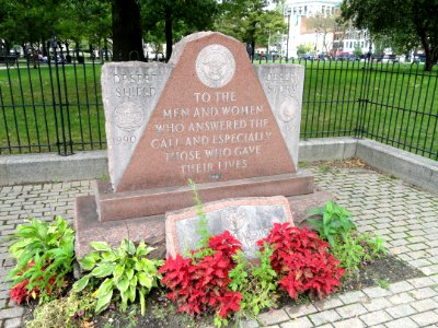 Desert Shield Desert Storm memorial - Worcester, MA - DSC05762
