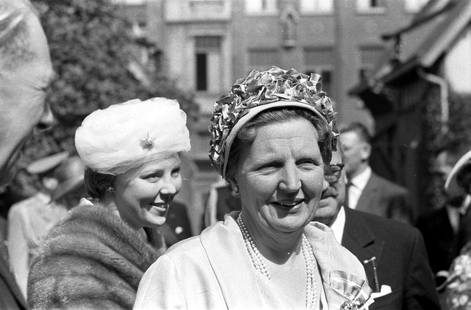 Derde dag Koninklijk bezoek aan Belgie, koningin Juliana en Prinses Beatrix bij , Bestanddeelnr 911-3043