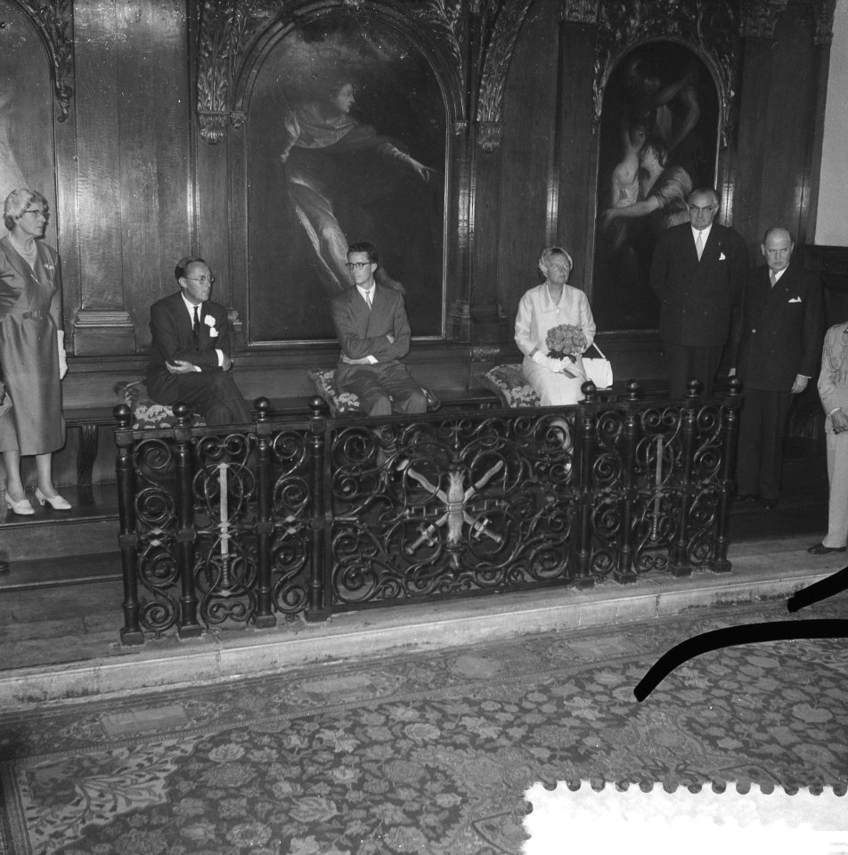 Derde dag van het bezoek van Koning Boudewijn bezoek aan Den Haag , aankomst bij, Bestanddeelnr 910-5129