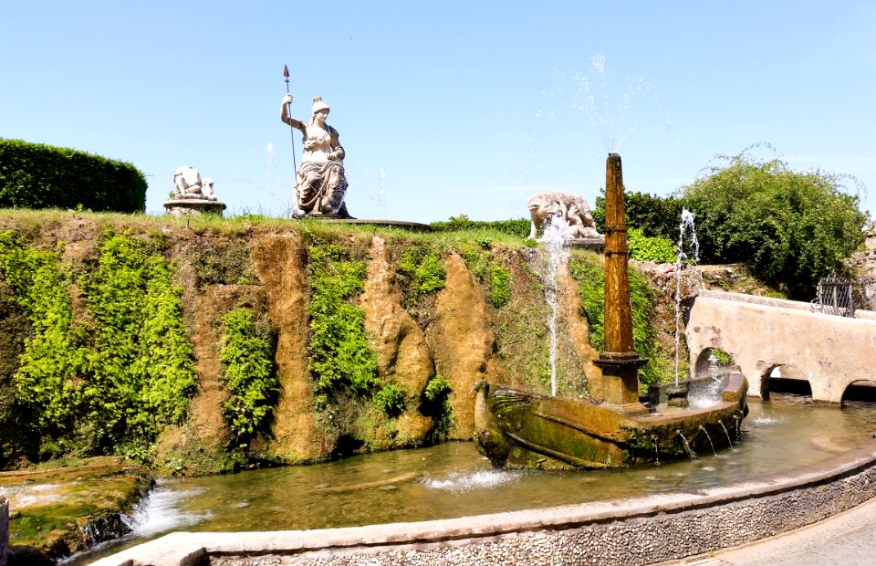 Detail from the Villa d'Este, 2015-05-19-4