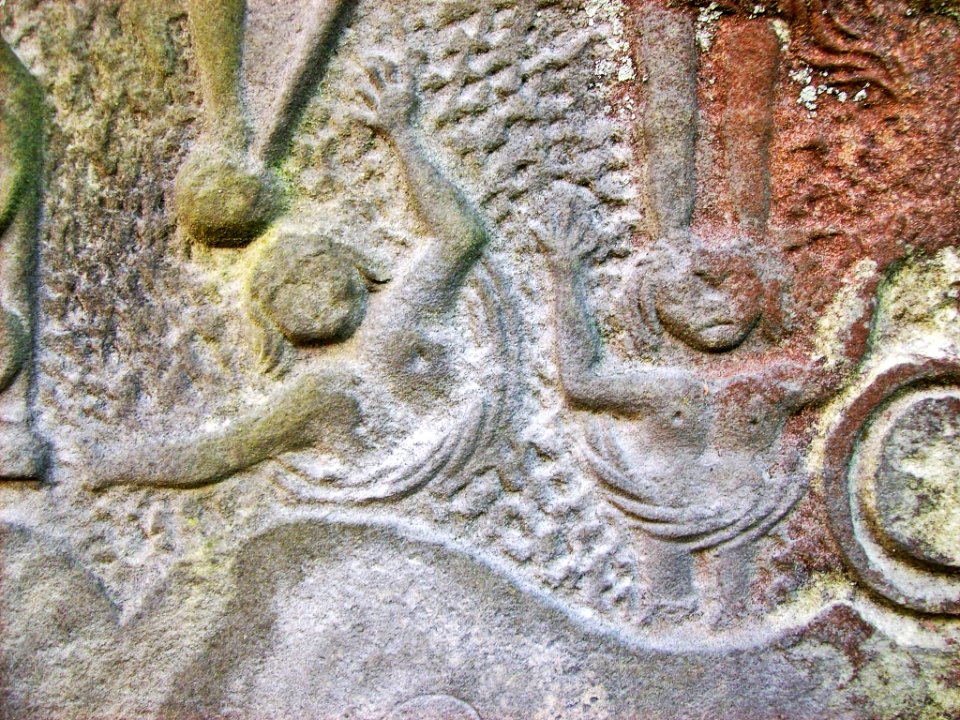 Detail of 18th century gravestone, Rotherfield