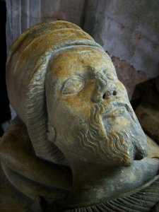 Detail of effigy, St Mary, Pembridge