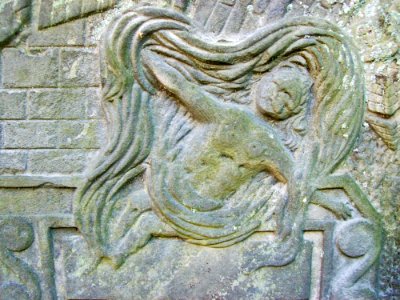Detail of 18th century gravestone, Rotherfield 2