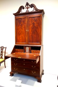 Desk-and-Bookcase, Philadelphia, 1770-1780, mahogany with white pine, white cedar, and yellow pine - Chazen Museum of Art - DSC02487