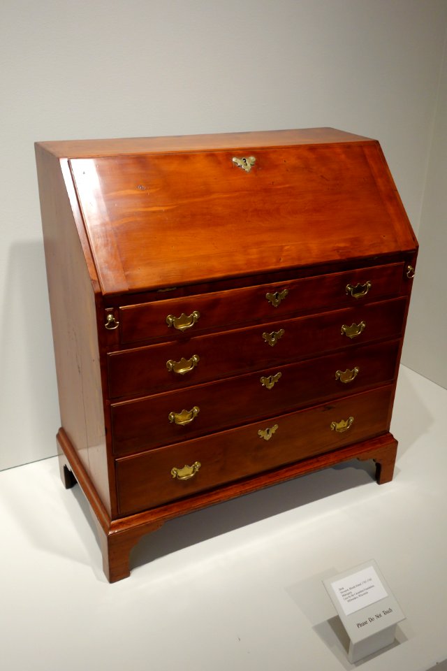 Desk, Newport, Rhode Island, 1745-1765, mahogany - Chazen Museum of Art - DSC02536