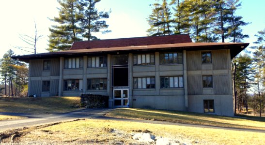 Dolliver House - Bard College at Simon's Rock - Great Barrington, MA - DSC07417