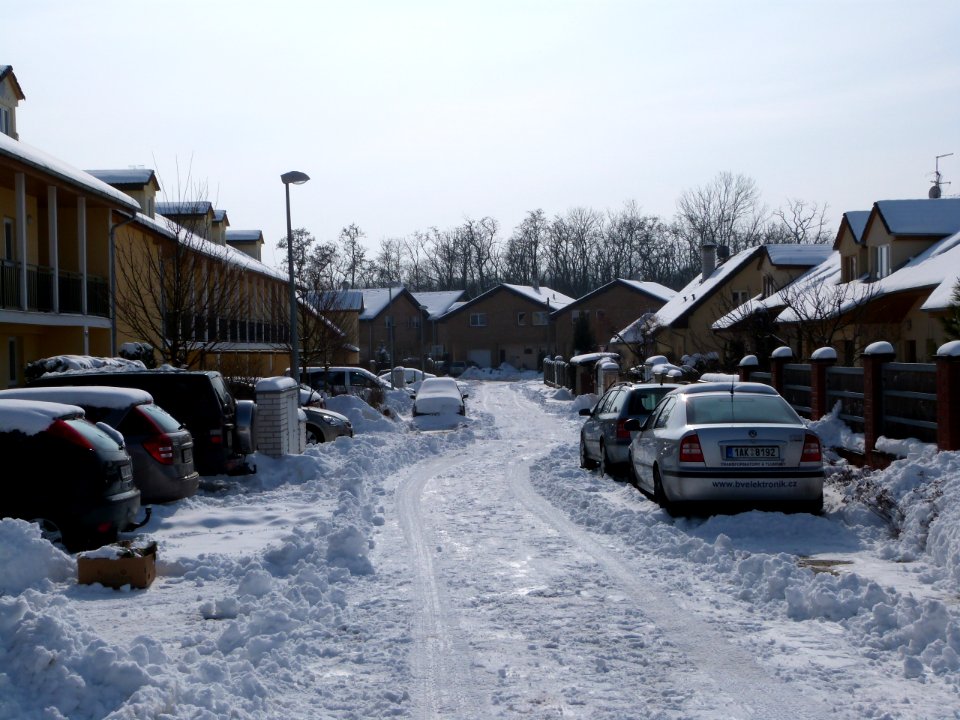 Dolní Břežany, Nad Mlýnem
