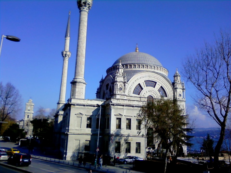 Dolmabahce Mosque - January 2011 - 19