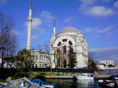 Dolmabahce Mosque - January 2011 - 01