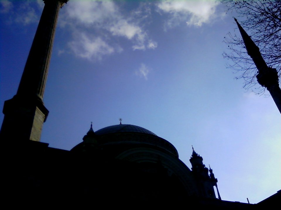 Dolmabahce Mosque - January 2011 - 14