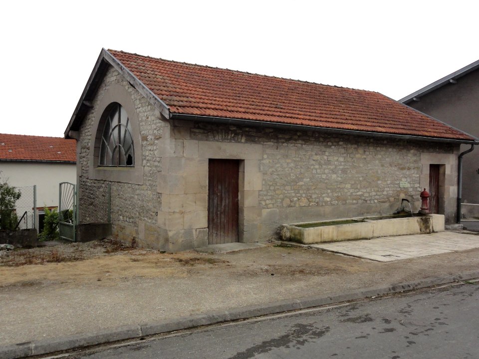 Dombasle-en-Argonne (Meuse) lavoir